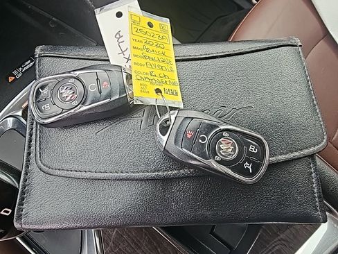 Used 2020 Buick Enclave Avenir w/ Avenir Technology Package image 30