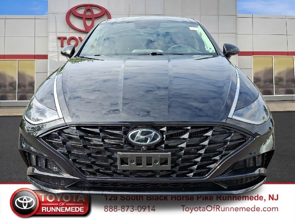 Used 2021 Hyundai Sonata Limited FWD image 2