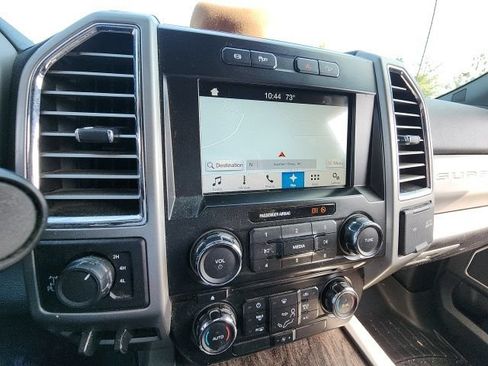 Used 2017 Ford F250 Lariat w/ Chrome Package AWD/4WD image 32