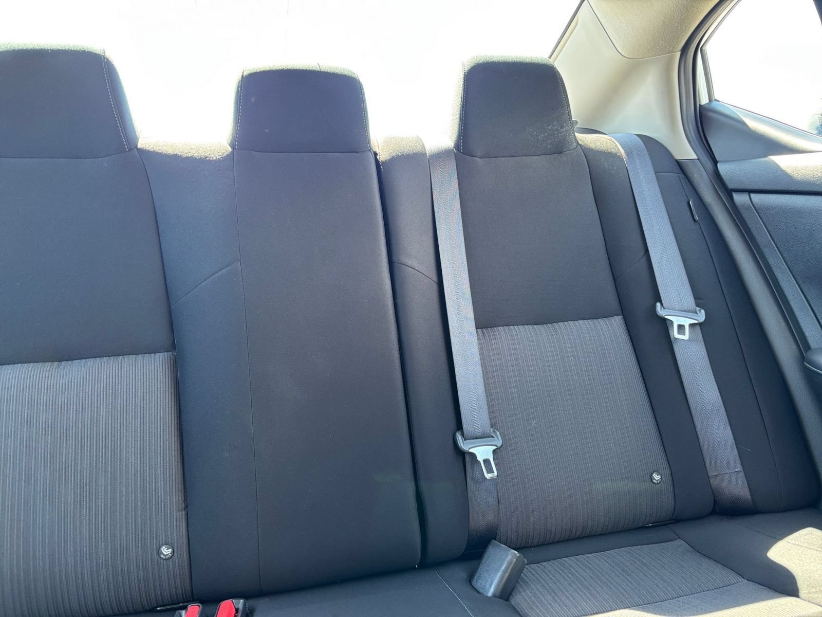 Used 2025 Nissan Sentra SV FWD image 35
