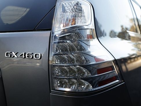 Used 2022 Lexus GX 460 Premium image 11