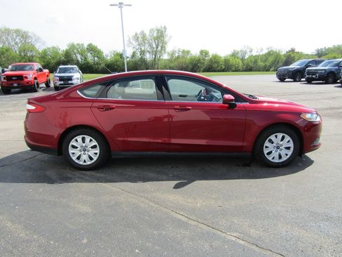 Used 2014 Ford Fusion S FWD image 8