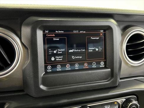 Certified 2021 Jeep Gladiator Overland w/ Cold Weather Group image 39