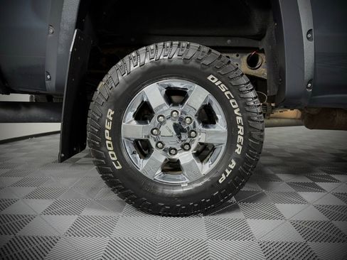 Used 2019 GMC Sierra 2500 Denali image 18