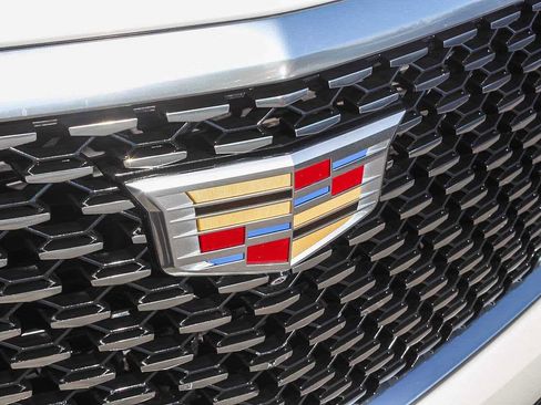 Used 2022 Cadillac Escalade ESV Luxury image 11