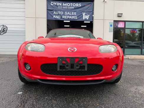 Used 2006 MAZDA MX-5 Miata Grand Touring w/ Premium Pkg RWD image 6