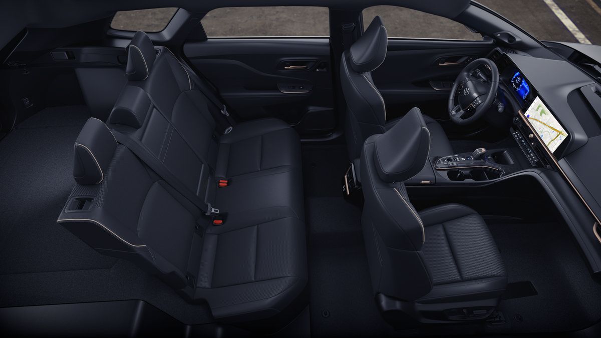 New 2026 Toyota Crown Signia AWD/4WD image 4