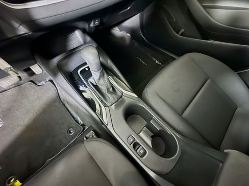 Used 2023 Toyota Corolla LE image 21