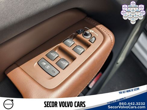 Used 2023 Volvo XC60 B5 Plus w/ Climate Package AWD/4WD image 22