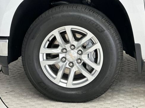 Used 2022 Chevrolet Silverado 1500 LT w/ Bed Protection Package RWD image 13