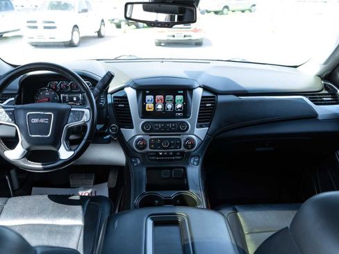 Used 2018 GMC Yukon SLT w/ Premium Edition image 17