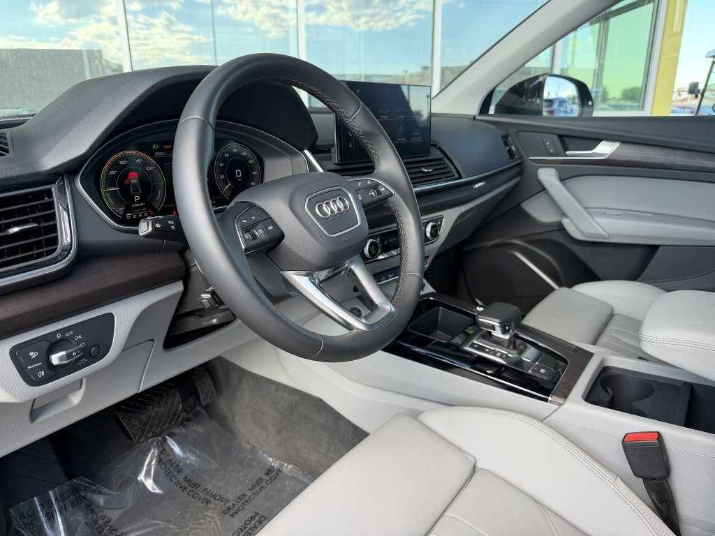 Used 2025 Audi Q5 e Premium AWD/4WD image 31