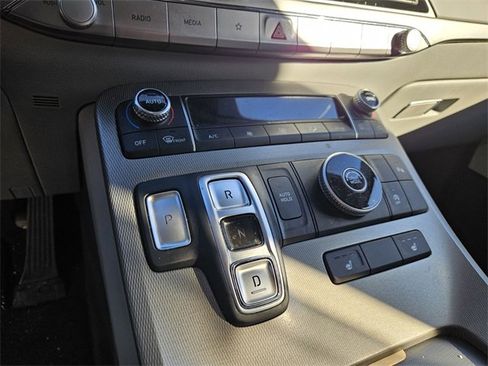 Used 2021 Hyundai Palisade SEL w/ Convenience Package image 9