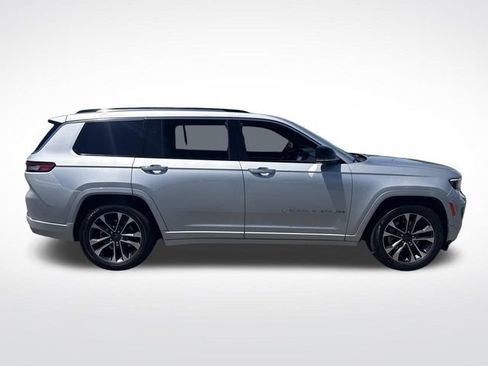 Used 2023 Jeep Grand Cherokee L Overland AWD/4WD image 10