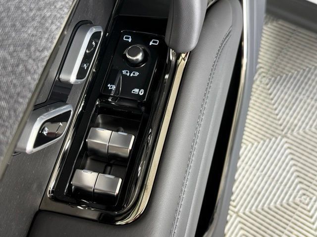 New 2026 Land Rover Range Rover Sport Dynamic SE AWD/4WD image 30