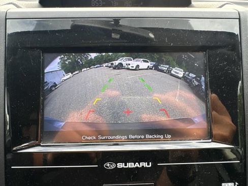 Used 2021 Subaru Crosstrek 2.0i AWD/4WD image 16