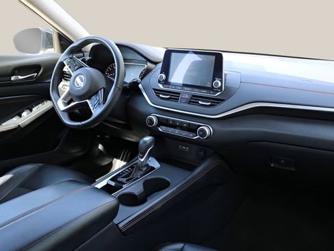 Used 2020 Nissan Altima 2.5 SR image 16