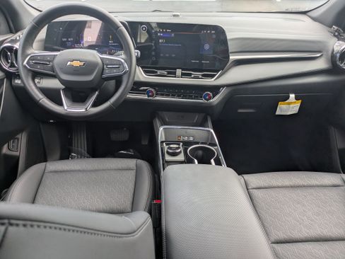Used 2026 Chevrolet Equinox LT w/ Convenience Package II FWD image 22