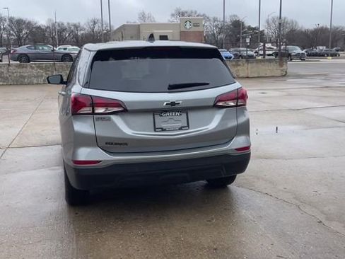 Used 2024 Chevrolet Equinox LS w/ LS Convenience Package image 7