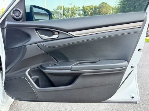 Used 2020 Honda Civic EX-L image 25