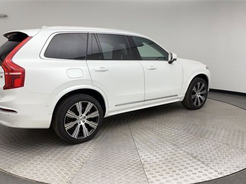 Certified 2024 Volvo XC90 B6 Ultimate image 2