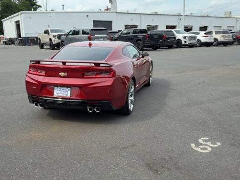 Certified 2018 Chevrolet Camaro SS RWD image 7