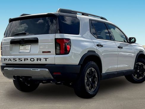 Used 2026 Honda Passport TrailSport Elite image 5