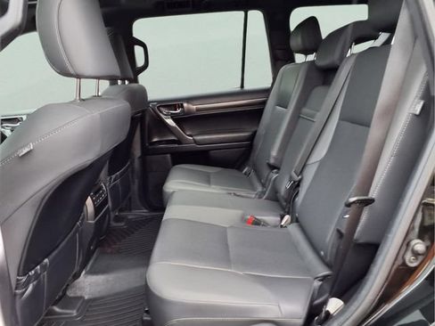 Used 2022 Lexus GX 460 w/ Black Line Special Edition AWD/4WD image 11