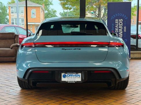 Used 2023 Porsche Taycan GTS AWD/4WD image 10