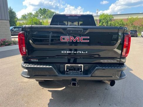 Used 2022 GMC Sierra 3500 Denali w/ Denali Ultimate Package AWD/4WD image 6