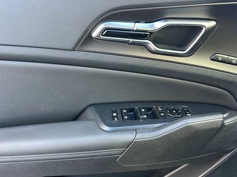 New 2026 Kia Sportage SX AWD/4WD image 11