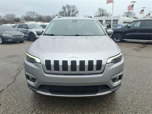 Used 2020 Jeep Cherokee Limited image 2
