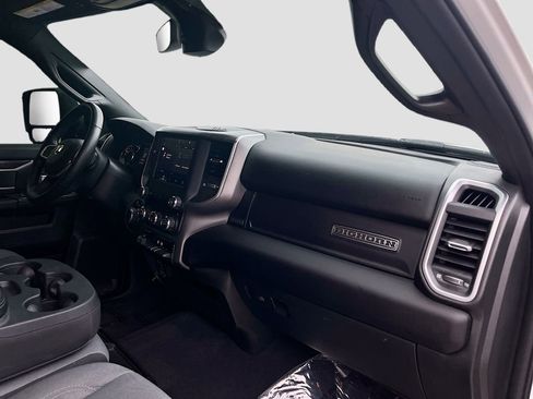 Used 2024 RAM 2500 Big Horn image 27