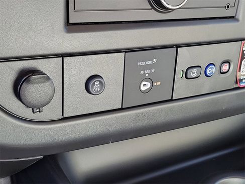 New 2025 Chevrolet Express 2500 Work Van w/ Driver Convenience Package image 10