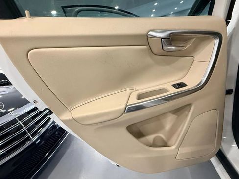 Used 2015 Volvo XC60 T5 Premier FWD image 31