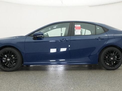 New 2026 Toyota Camry SE FWD image 19