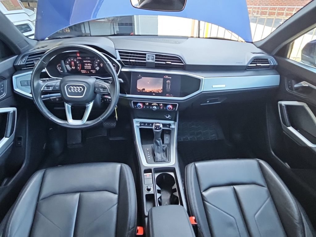 Used 2022 Audi Q3 2.0T Premium AWD/4WD image 9