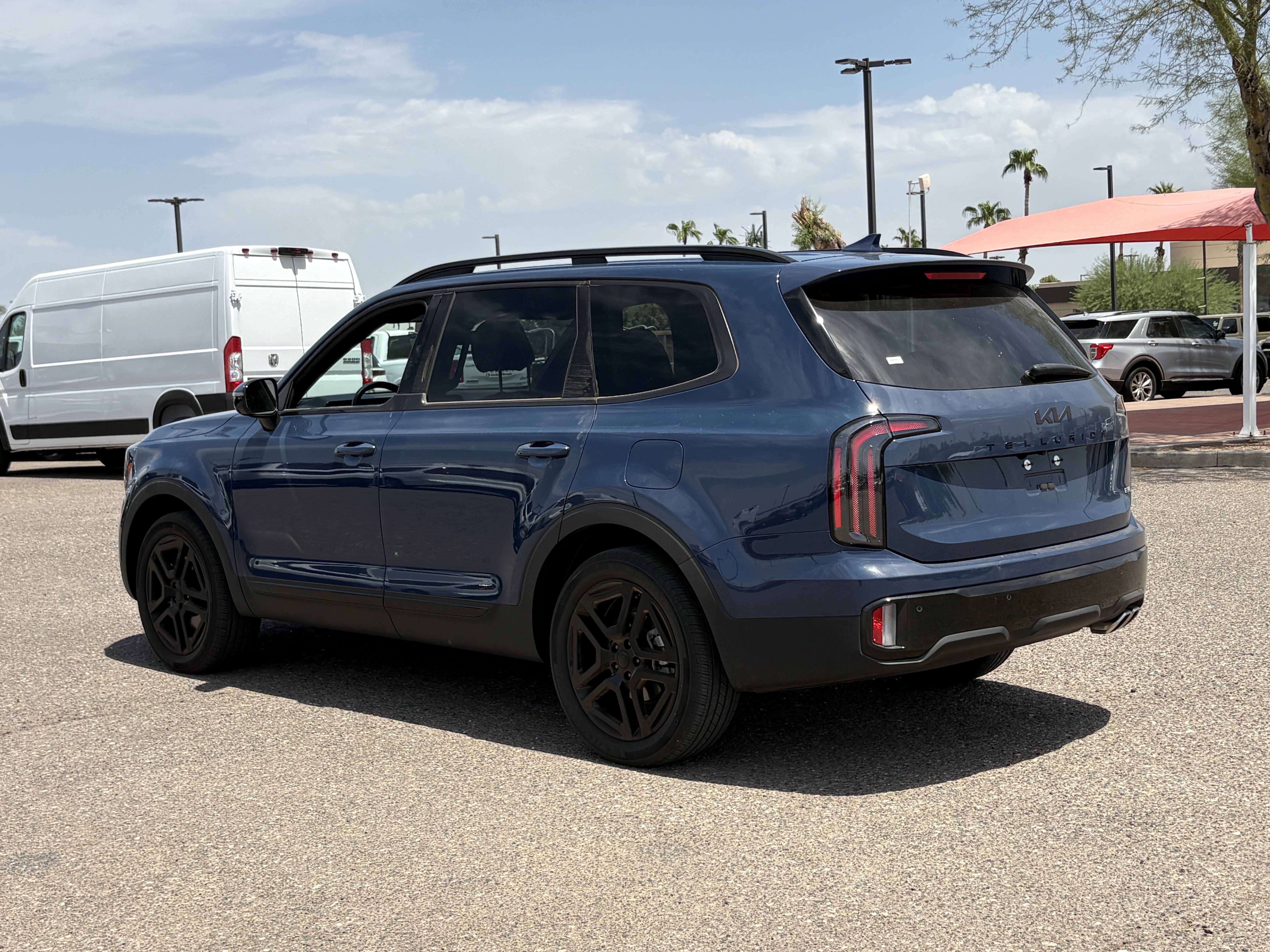 Certified 2025 Kia Telluride SX X-Line AWD/4WD image 4