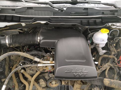 Used 2023 RAM 1500 Classic SLT w/ Electronics Group image 30