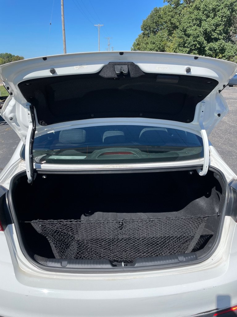 Used 2018 Kia Forte LX FWD image 17