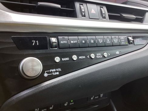 Used 2021 Lexus ES 250 w/ Premium Package AWD/4WD image 14