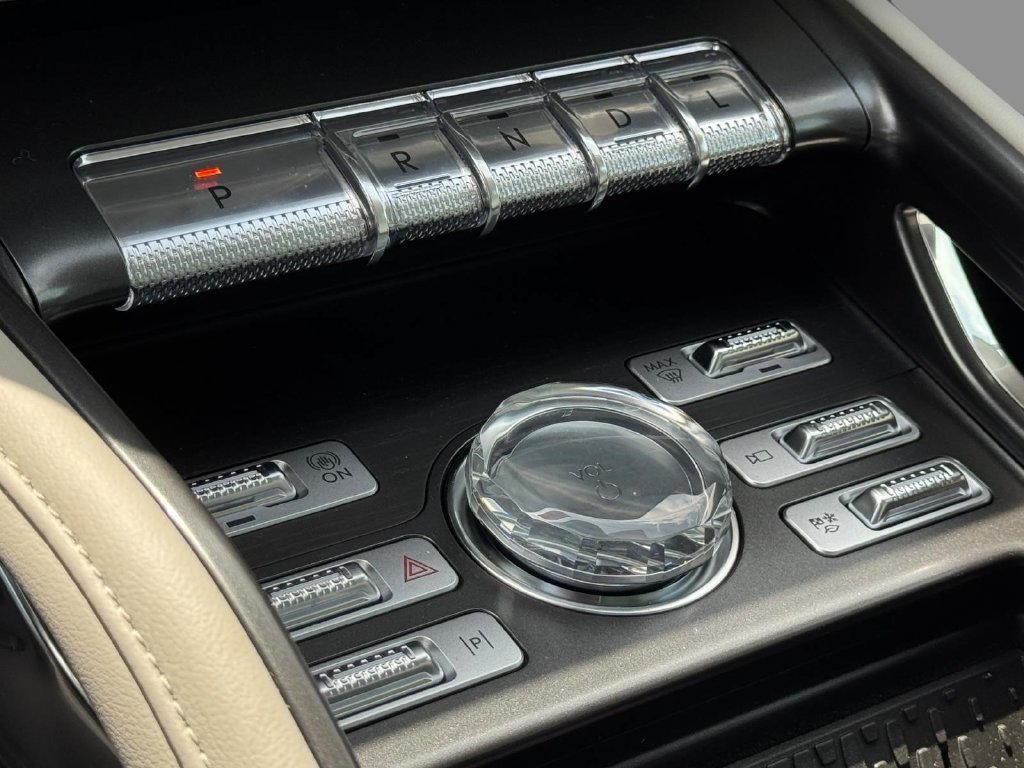 New 2026 Lincoln Nautilus Reserve AWD/4WD image 22