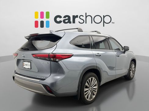 Used 2021 Toyota Highlander Platinum AWD/4WD image 4