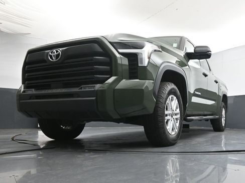 Used 2023 Toyota Tundra SR5 w/ SR5 Convenience Package AWD/4WD image 34