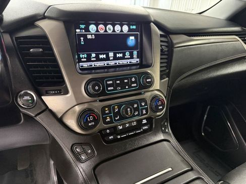 Used 2019 GMC Yukon XL Denali w/ Denali Ultimate Package AWD/4WD image 24