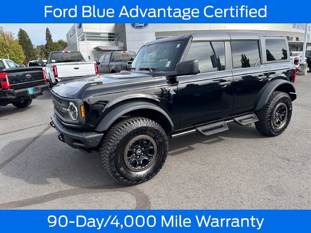 Certified 2024 Ford Bronco Black Diamond w/ Sasquatch Package AWD/4WD image 3
