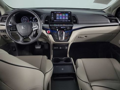 Used 2025 Honda Odyssey Touring image 23