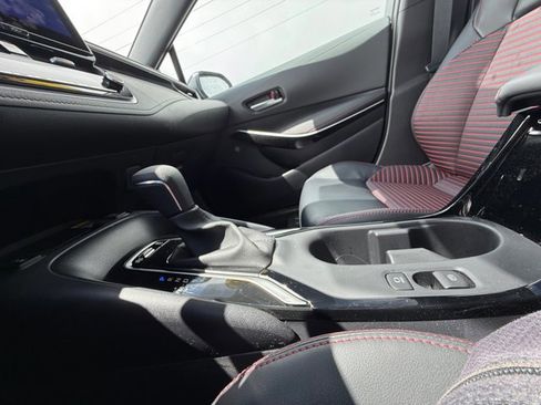 Used 2026 Toyota Corolla XSE FWD image 23