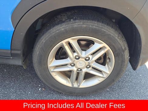 Used 2019 Hyundai Kona SE AWD/4WD image 5