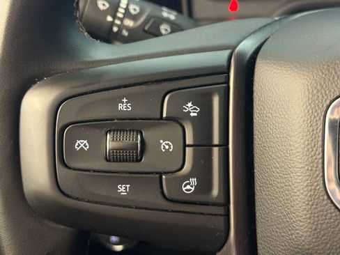 Used 2024 GMC Sierra 2500 AT4 w/ AT4 Preferred Package AWD/4WD image 36
